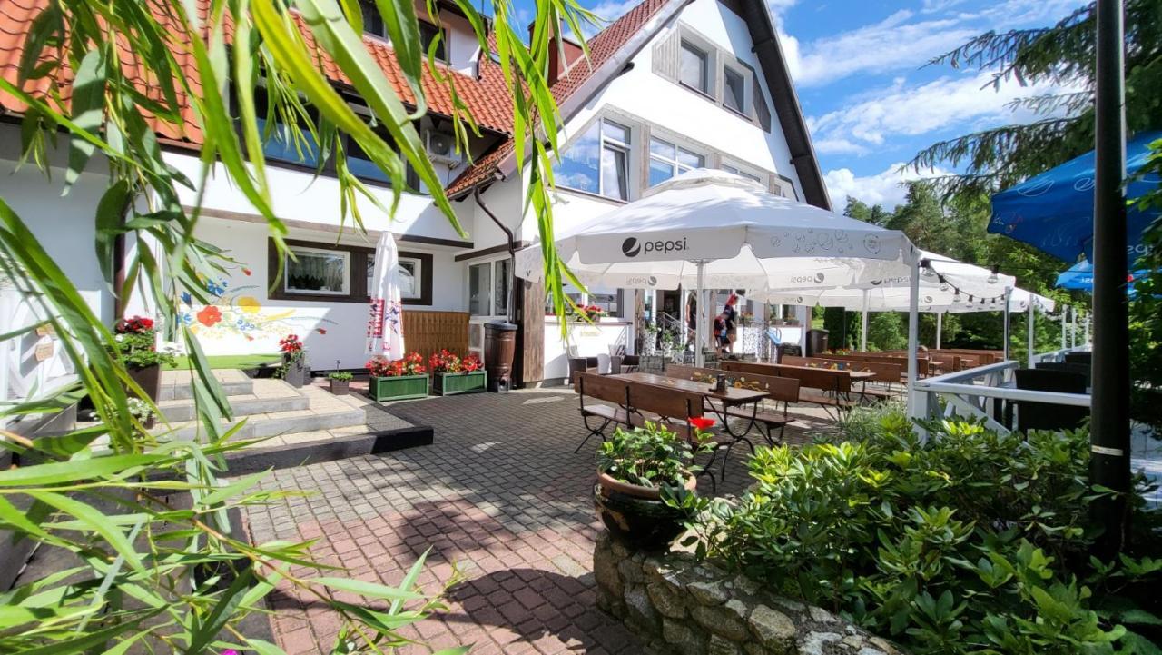 Zajazd Gniewko Mala Karczma Exterior foto