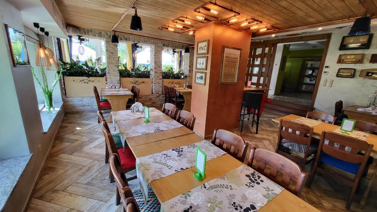 Zajazd Gniewko Mala Karczma Exterior foto